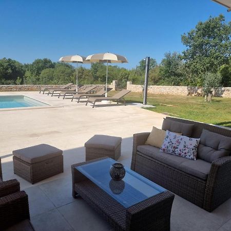 Luxury Villa Serena 2022 - With Heated Pool Cukrici Buitenkant foto