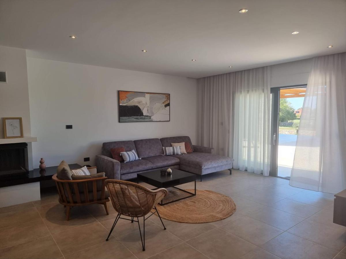 Luxury Villa Serena 2022 - With Heated Pool Cukrici Buitenkant foto