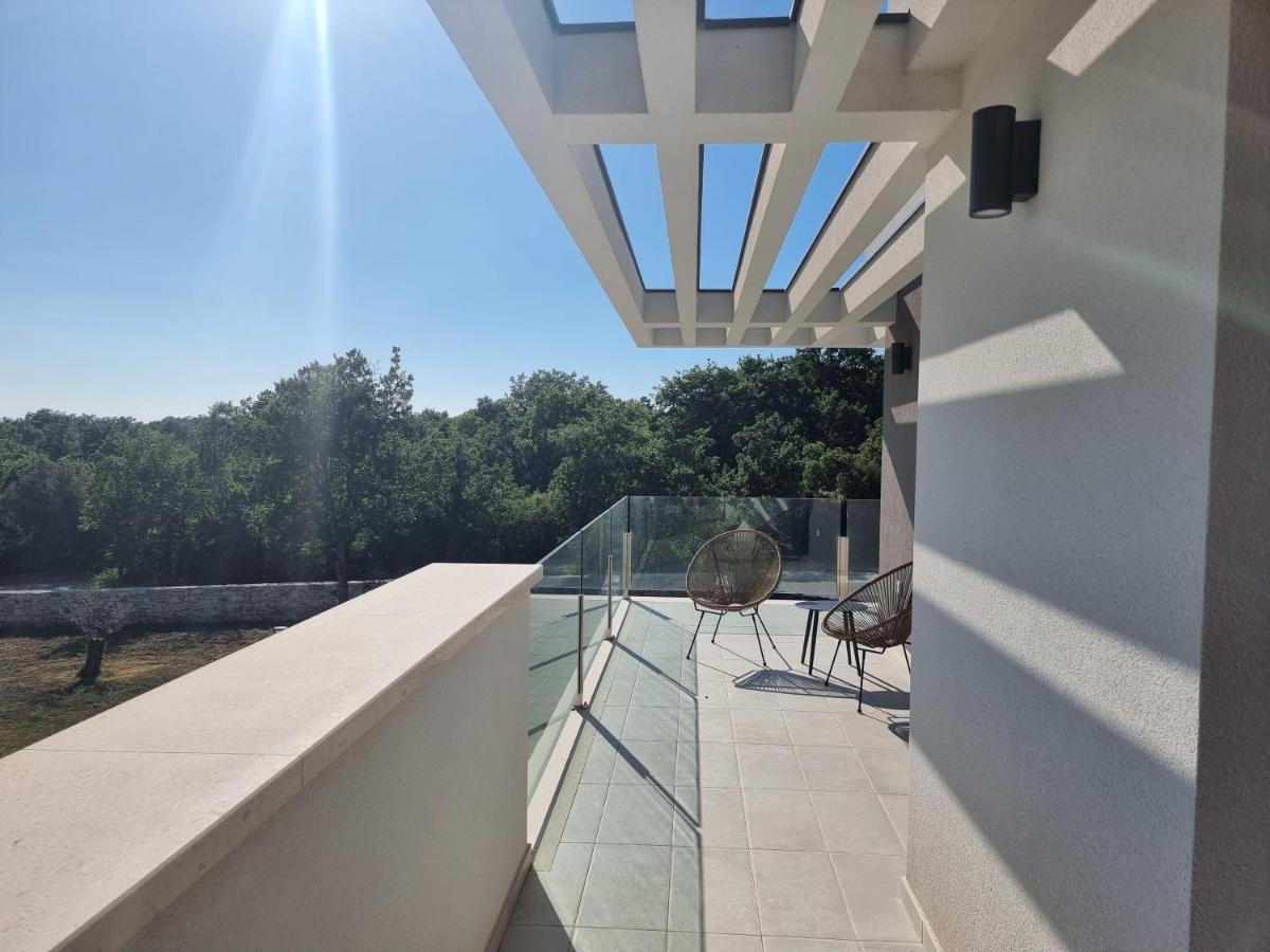 Luxury Villa Serena 2022 - With Heated Pool Cukrici Buitenkant foto